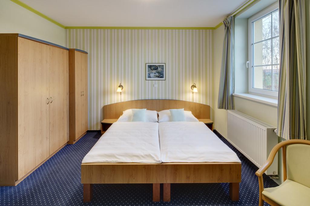 Hotel Kolonie Křivoklát Exteriör bild
