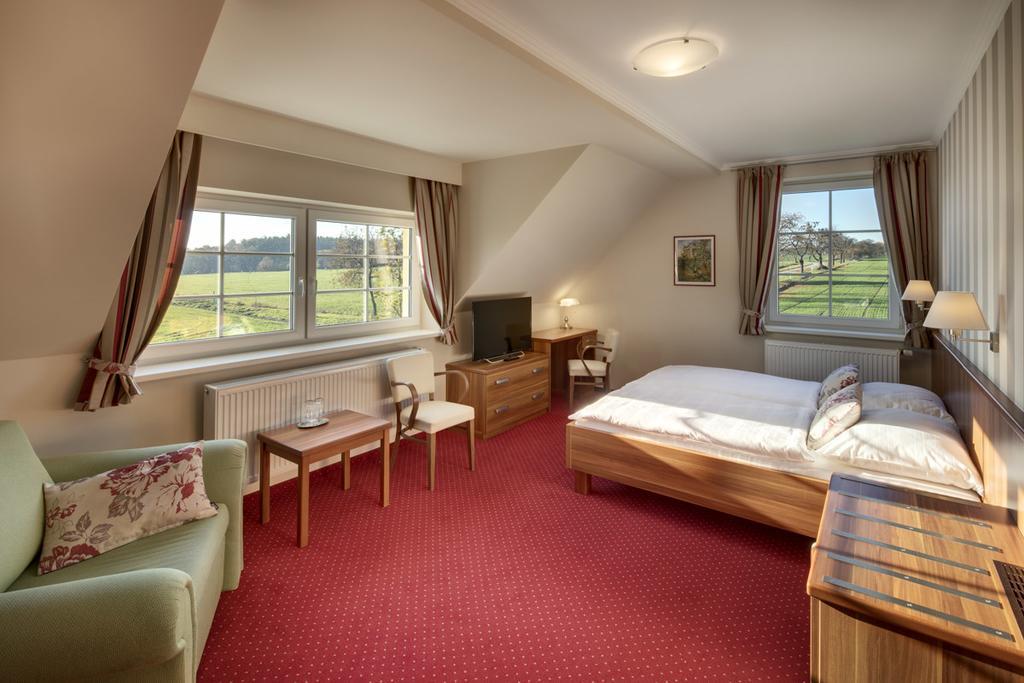 Hotel Kolonie Křivoklát Rum bild