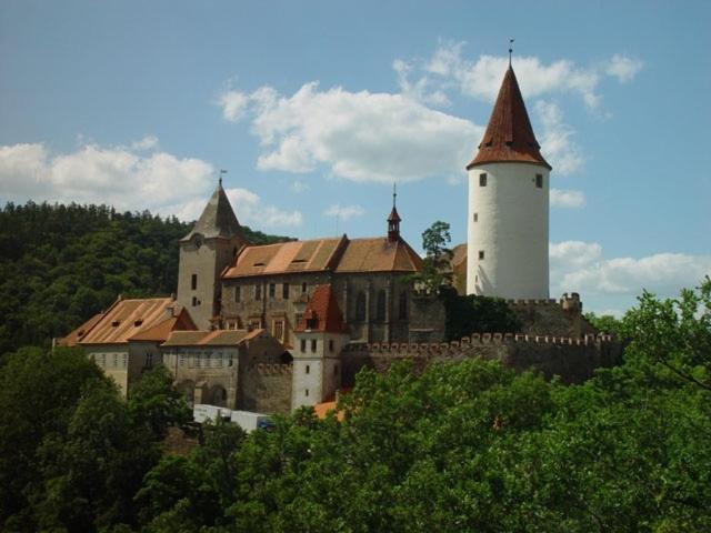 Hotel Kolonie Křivoklát Exteriör bild
